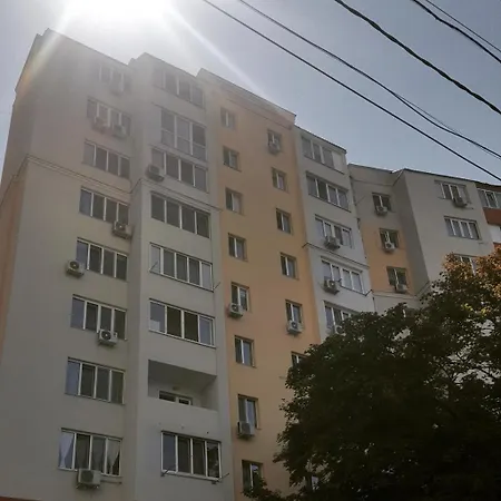 On Pishonovskaya 37 *